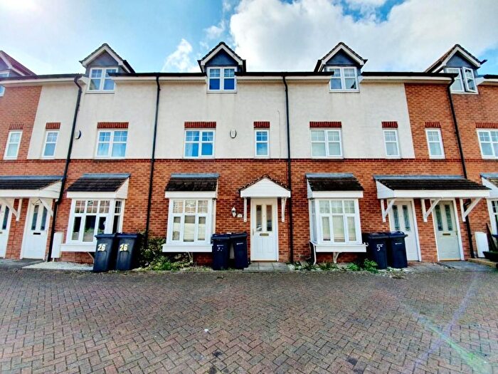 4 Bedroom Terraced House To Rent In Netherhouse Close, Birmingham, B44