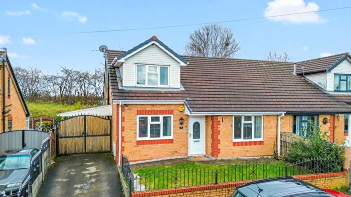 3 Bedroom Semi-Detached Bungalow For Sale In Bentinck Street, St. Helens, WA9