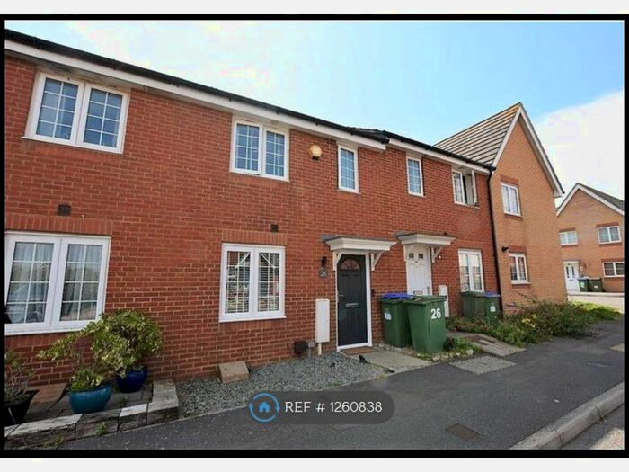 3 Bedroom Terraced House To Rent In Westview Close, Peacehaven BN10