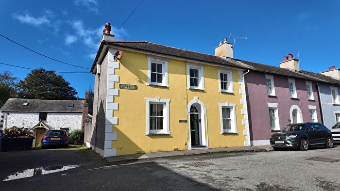 4 Bedroom End Terrace House To Rent In Water Street, Aberaeron, SA46