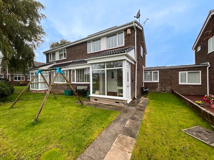 3 Bedroom Semi-Detached House For Sale In Chichester Way, Jarrow, Tyne And Wear, NE32