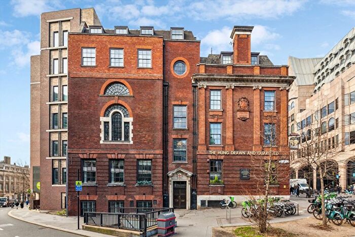 2 Bedroom Flat To Rent In Great Tower Street, Tower Hill, City Of London, EC3R