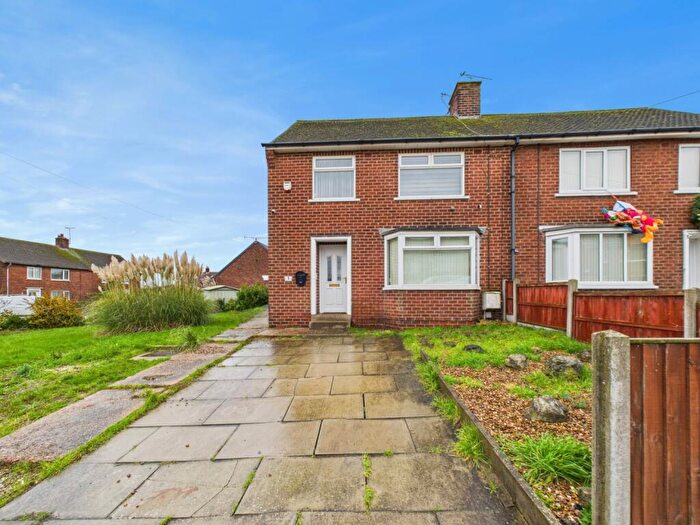 3 Bedroom Semi Detached House For Sale In Rutland Crescent, Harworth, Doncaster, South Yorkshire, DN11