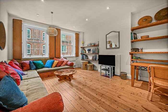 2 Bedroom Flat To Rent In James Street, Covent Garden, WC2E