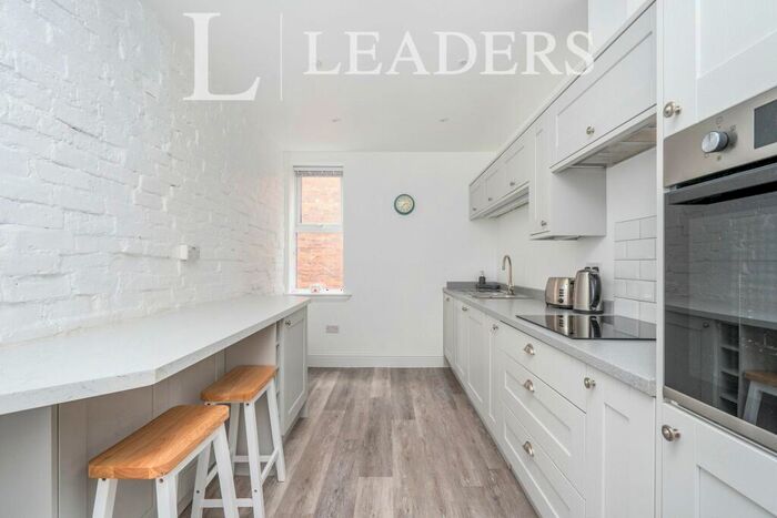 2 Bedroom Apartment To Rent In Palmerston Road, Southsea, PO5