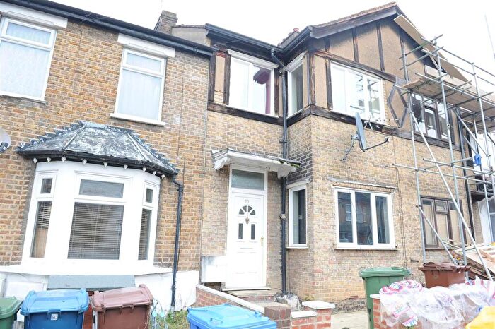 3 Bedroom Terraced House To Rent In Sherwood Road, Harrow, HA2
