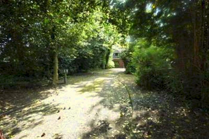 4 Bedroom House To Rent In Southport Road L40