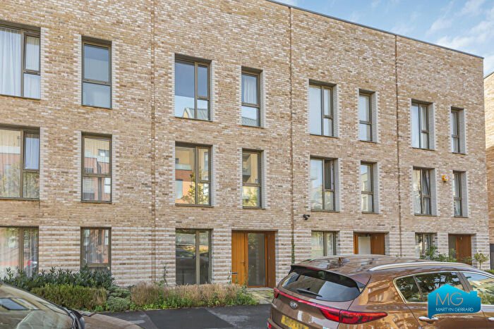 4 Bedroom Terraced House To Rent In Lacey Drive, Edgware, London, HA8