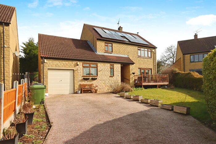 5 Bedroom Detached House For Sale In Rein Court, Aberford, Leeds, LS25