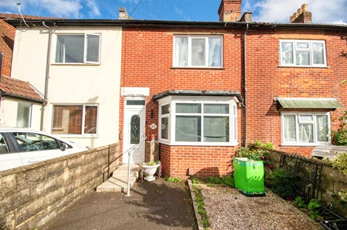 3 Bedroom Terraced House For Sale In Firgrove Road, Southampton, Hampshire, SO15