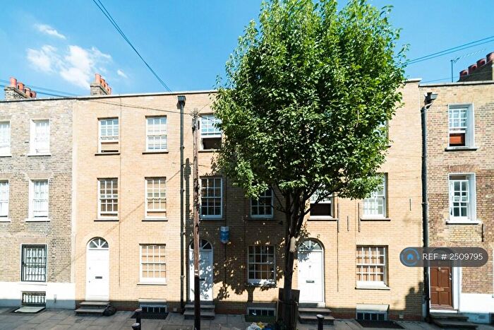 4 Bedroom Terraced House To Rent In Parfett Street, London, E1