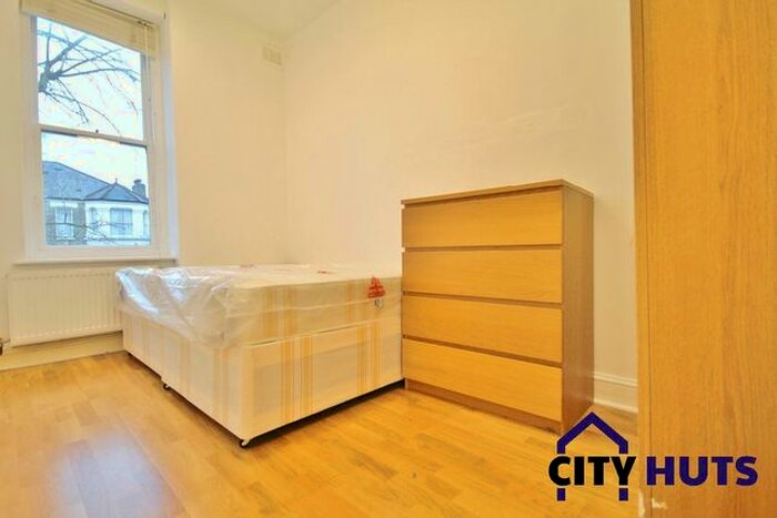 2 Bedroom Flat To Rent In Cardozo Road, London, N7