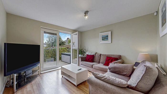 1 Bedroom Flat For Sale In Kelvindale Court, Kelvindale, G12