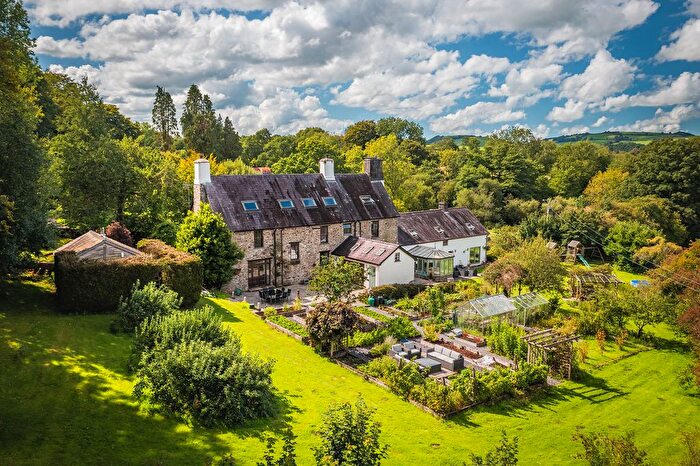 5 Bedroom Country House For Sale In Capel Dewi Road, Capel Dewi, Carmarthen, SA32