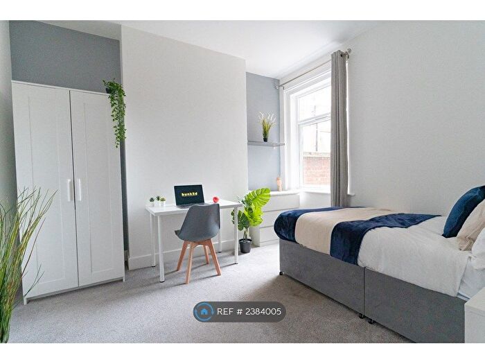 7 Bedroom Terraced House To Rent In Pains Road, Southsea, PO5