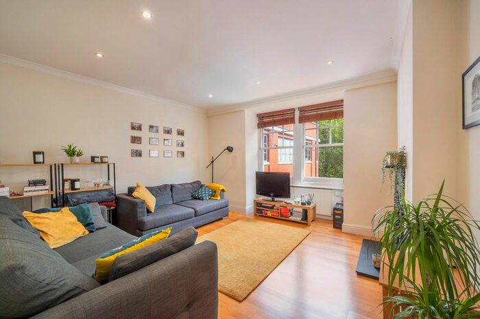1 Bedroom Flat To Rent In New North Street, Bloomsbury, WC1N
