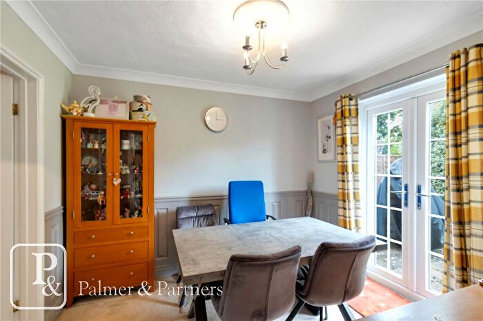 4 Bedroom Detached House For Sale In Green Acres Road, Layer-de-la-Haye, Colchester, Essex, CO2