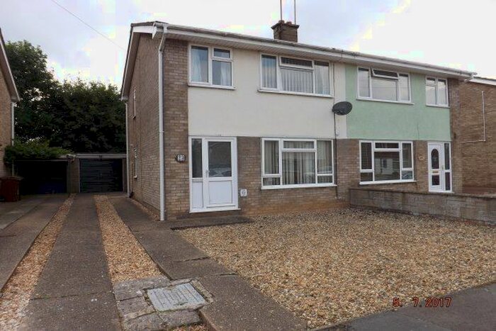 3 Bedroom Property To Rent In Manor Gardens, Boston, PE21