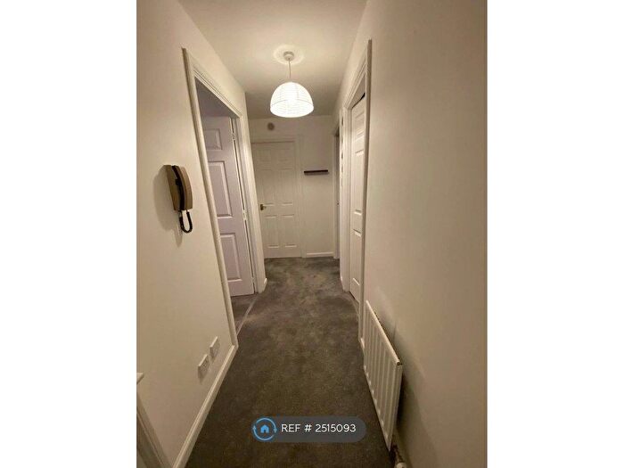 2 Bedroom Flat To Rent In Chapel Street, Aberdeen, AB10