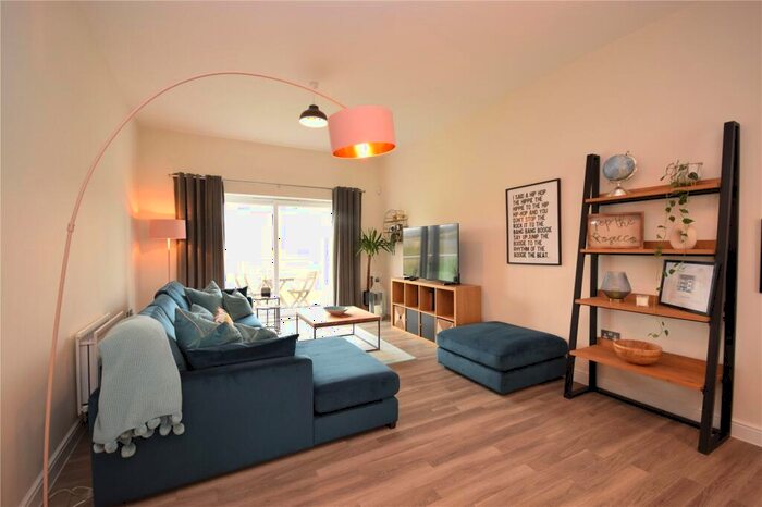 2 Bedroom Apartment To Rent In Cusworth Garth, Leeds, West Yorkshire, LS15