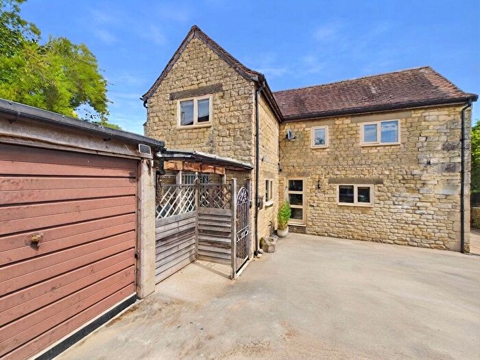 3 Bedroom Detached House For Sale In Westrip, Stroud, GL6