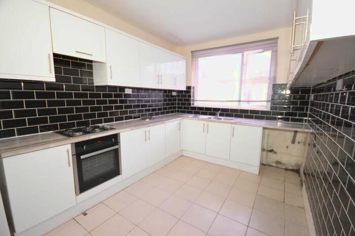 4 Bedroom Terraced House To Rent In Rutland Road, Forest Gate, London, E7
