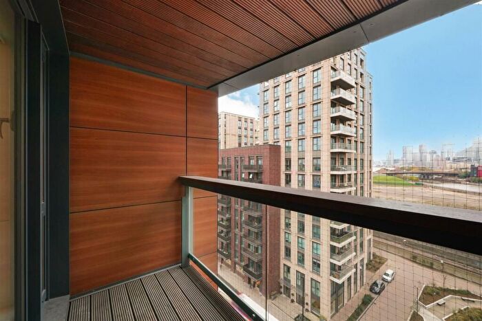 1 Bedroom Flat To Rent In Hallsville Road, London, E16