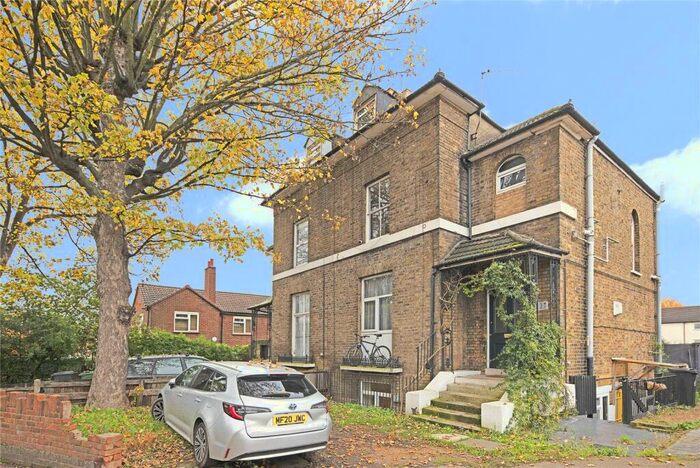 2 Bedroom Flat To Rent In Shernhall Street, Walthamstow, London, E17