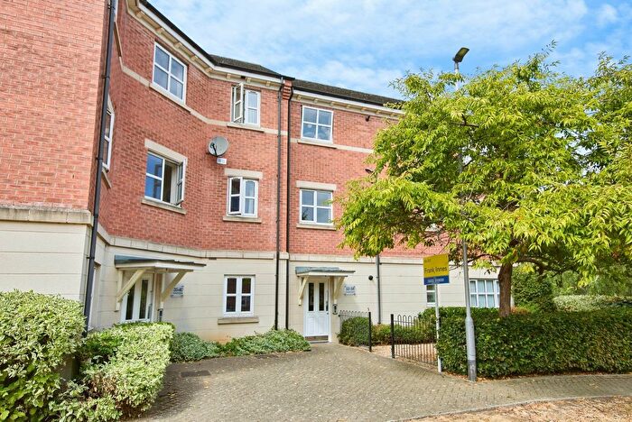 2 Bedroom Flat For Sale In Kniveton Close, Derby, Derbyshire, DE22