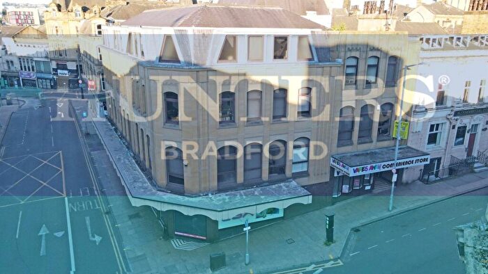 1 Bedroom Apartment To Rent In James Street, Bradford, West Yorkshire, BD1