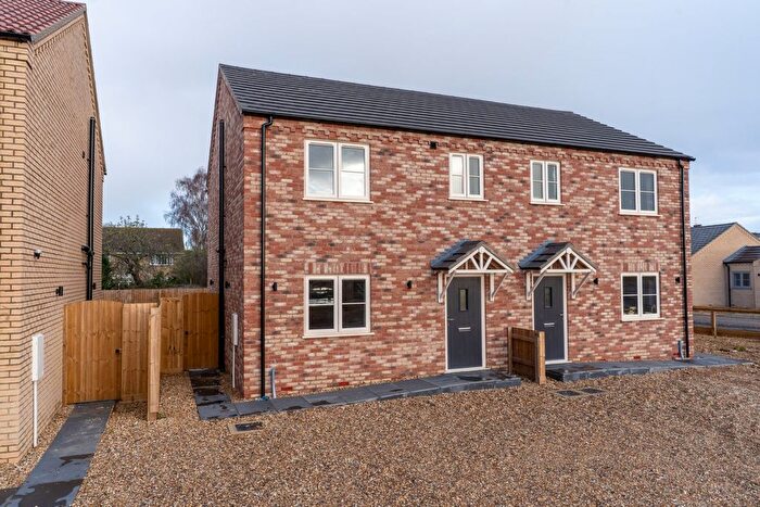 3 Bedroom Semi-Detached House For Sale In Back Road, Gorefield, Cambridgeshire, PE13