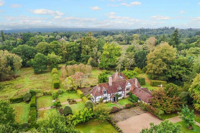 5 Bedroom Detached House To Rent In Fulbrook Lane, Elstead, Godalming, GU8