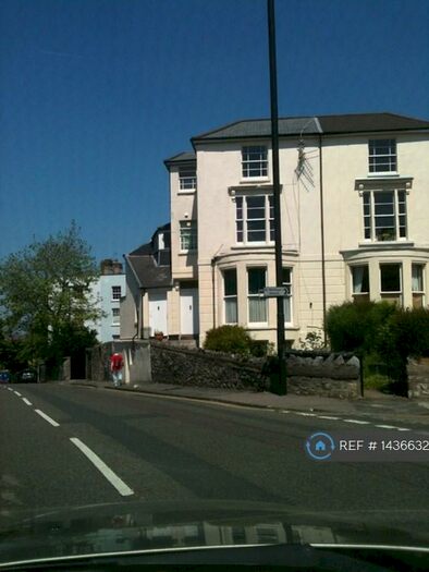 Studio To Rent In Cotham Side, Bristol, BS6