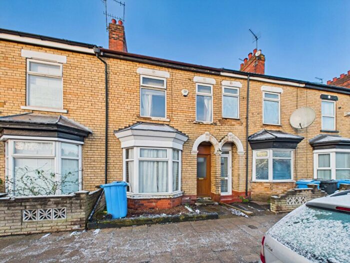 3 Bedroom Terraced House For Sale In Newland Avenue, Hull, East Riding Of Yorkshire, HU5