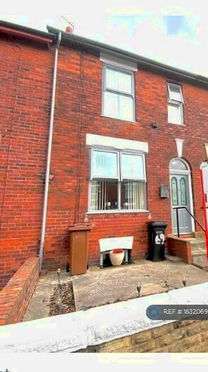 3 Bedroom Terraced House To Rent In Banks Lane, Stockport, SK1