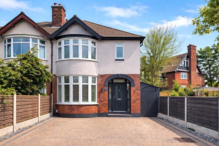 3 Bedroom Semi Detached House For Sale In Queensville Avenue, Stafford, Staffordshire, ST17