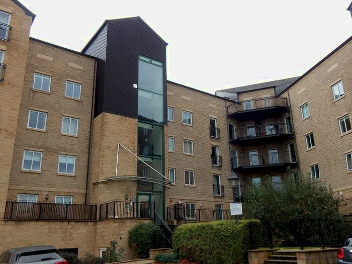 2 Bedroom Flat To Rent In Apartment, Ellis Court, Textile Street, Dewsbury, WF13