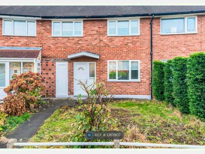 3 Bedroom Terraced House To Rent In Firs Farm Drive, Birmingham, B36
