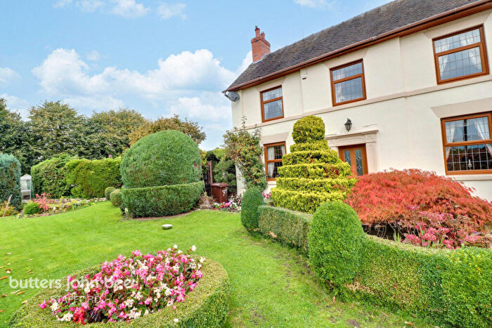 3 Bedroom Detached House For Sale In High Street, Stafford, ST20