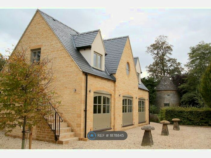 2 Bedroom Detached House To Rent In High Street, Cheltenham, GL54