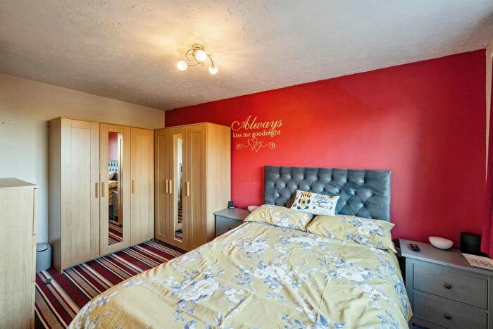3 Bedroom Detached House For Sale In Willowmead Close, Scunthorpe, DN15