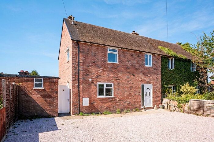 3 Bedroom Semi-detached House For Sale In High Street, Longstanton, CB24
