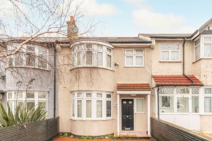 Studio To Rent In .Streatham Vale, Streatham Vale, London, SW16