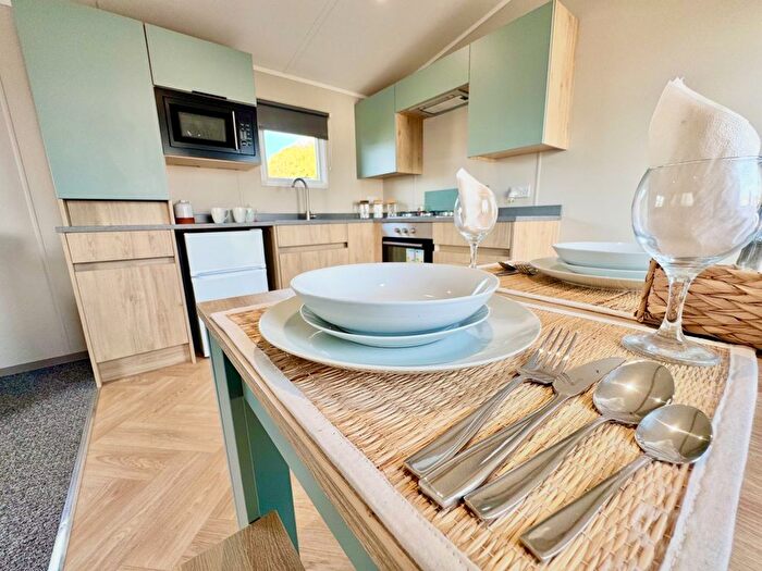 2 Bedroom Mobile/park Home For Sale In Rye Harbour Road, Rye Harbour, Rye, TN31