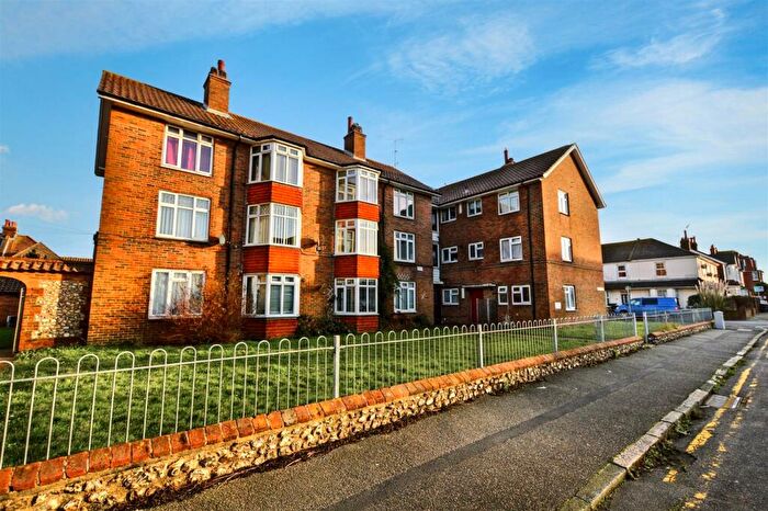 1 Bedroom Flat To Rent In Latimer Road, Eastbourne, BN22