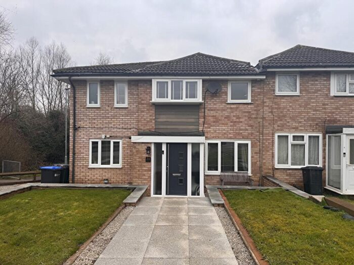 4 Bedroom House To Rent In Laceby Walk, Northampton, NN3