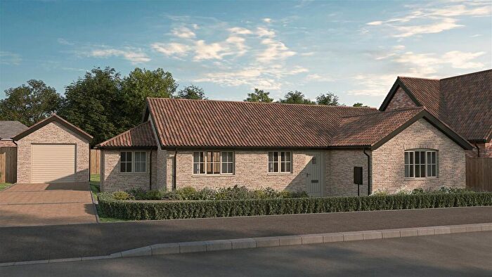 3 Bedroom Detached Bungalow For Sale In The Emeralds, South Wootton, PE30