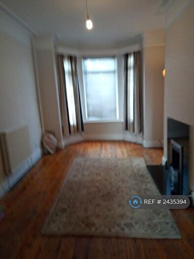 3 Bedroom Terraced House To Rent In Chaddock Lane, Worsley, Manchester, M28