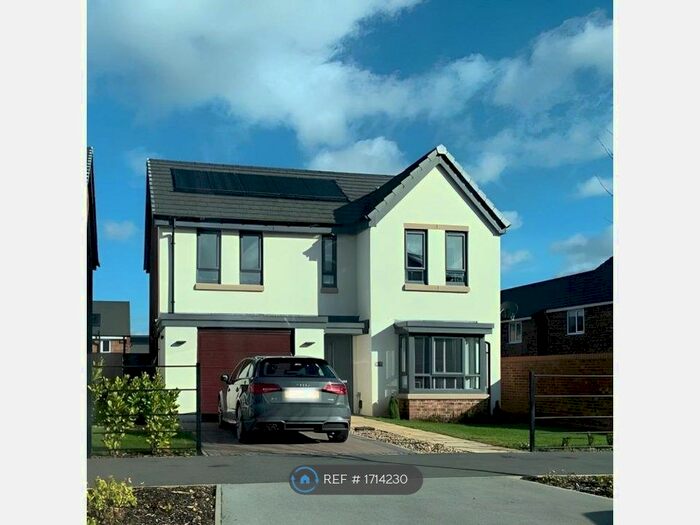 4 Bedroom Detached House To Rent In Waverley Walk, Waverley, Rotherham, S60