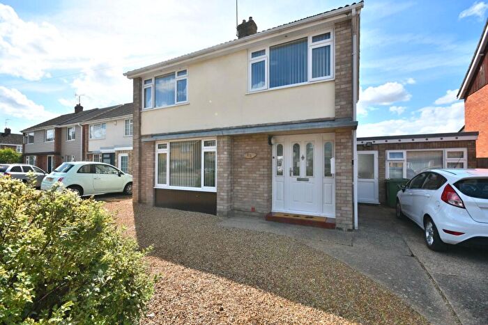 4 Bedroom Detached House For Sale In Avon Road, South Wootton, King's Lynn, PE30